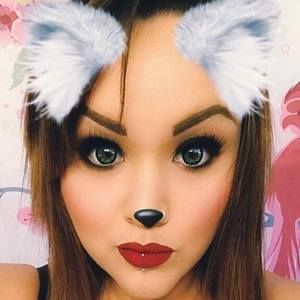 Meet your Posher, Julitza